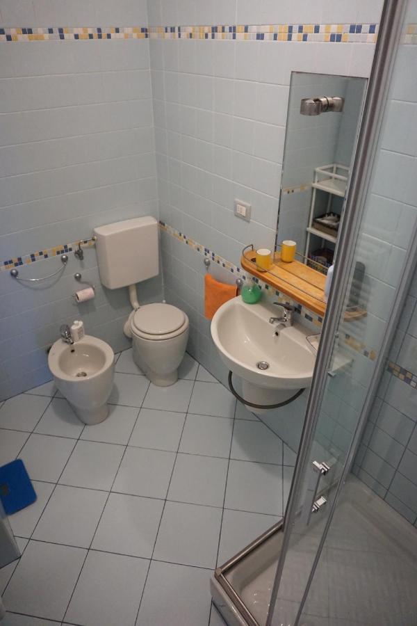 Gli Anemoni B&B Free Parking Генуа Екстериор снимка